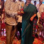 ಸಂಸತ್ ಕ್ರೀಡಾ ಮಹೋತ್ಸವದಲ್ಲಿ ಉತ್ತಮ ಯುವಕ ಸಂಘ ಪ್ರಶಸ್ತಿ ಸ್ವೀಕರಿಸಿದ ಡಾ.ವಿ.ಪ್ರಶಾಂತ