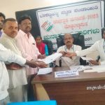 ಭಾಶೆಟ್ಟಿ ಹಳ್ಳಿ ಪಟ್ಟಣ ಪಂಚಾಯ್ತಿ ಚುನಾವಣೆ.. ವರದನಹಳ್ಳಿ ಪೂರ್ವ ವಾರ್ಡ್ ಪಕ್ಷೇತರ ಅಭ್ಯರ್ಥಿಯಾಗಿ ಮುನೀoದ್ರ ನಾಮಪತ್ರ ಸಲ್ಲಿಕೆ