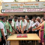 *ಕೃಷ್ಣರಾಜಪೇಟೆ ಜೆಡಿಎಸ್ ಕಾರ್ಯಕರ್ತರು ಹಾಗೂ ಅಭಿಮಾನಿಗಳಿಂದ ಕೇಂದ್ರದ ಉಕ್ಕು ಹಾಗೂ ಭಾರೀ ಕೈಗಾರಿಕೆ ಸಚಿವ ಹೆಚ್.ಡಿ.ಕುಮಾರಸ್ವಾಮಿ ಅವರ ಹುಟ್ಟುಹಬ್ಬ ಆಚರಣೆ. ಮುಗಿಲು ಮುಟ್ಟಿದ ಸಂಭ್ರಮ ರೋಗಿಗಳಿಗೆ ಹಣ್ಣು ಹಂಪಲು ವಿತರಣೆ